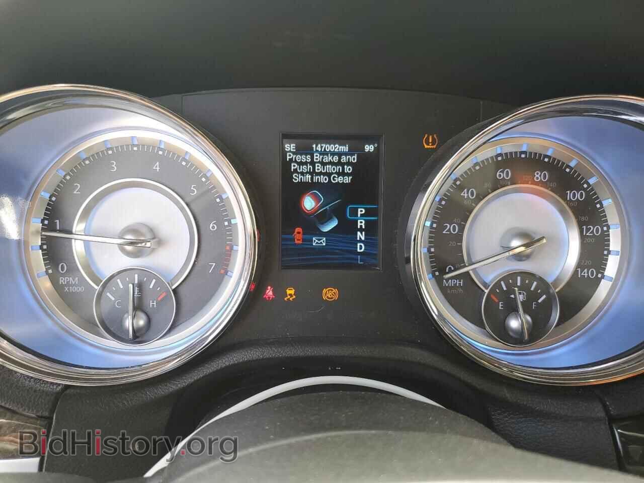 2013 CHRYSLER 300 - VIN: 2C3CCAAG5DH739800 - Фото 9