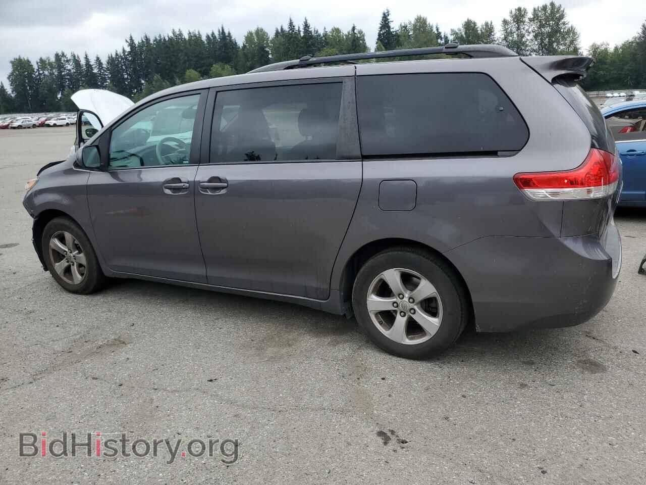 2011 TOYOTA All Models - VIN: 5TDKK3DC5BS070666 - Фото 2