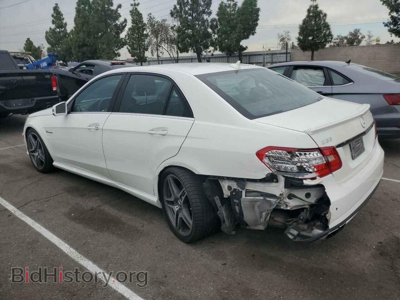 2013 MERCEDES-BENZ E-CLASS - VIN: WDDHF7EBXDA733828 - Фото 2