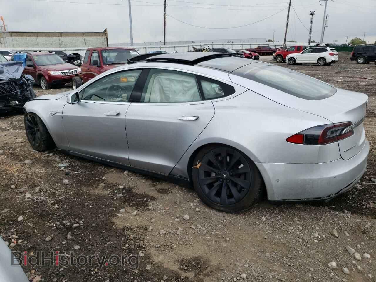 2015 TESLA MODEL S - VIN: 5YJSA1H25FFP78385 - Фото 2