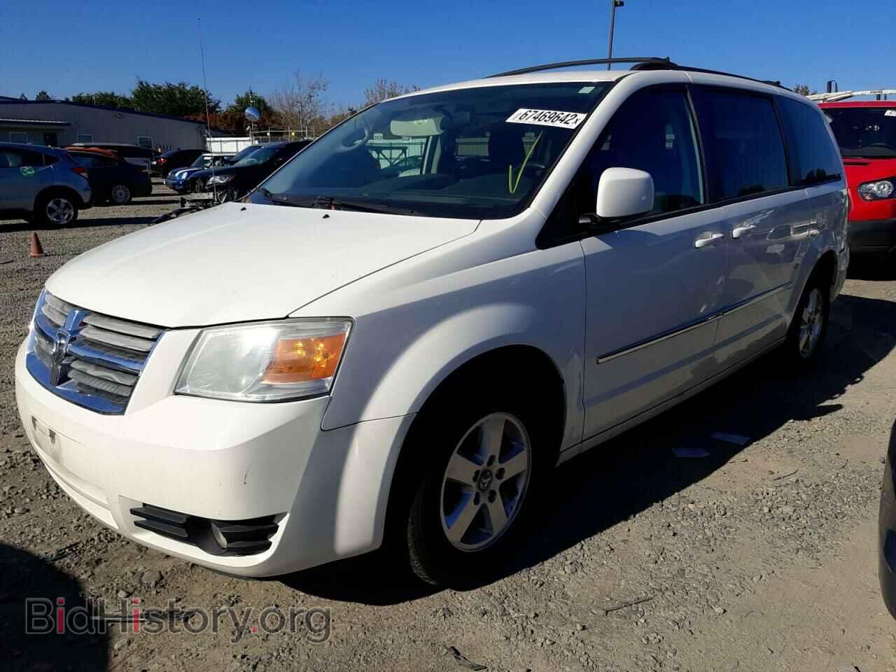 Фотография 2D4RN5D1XAR131178 - DODGE CARAVAN 2010