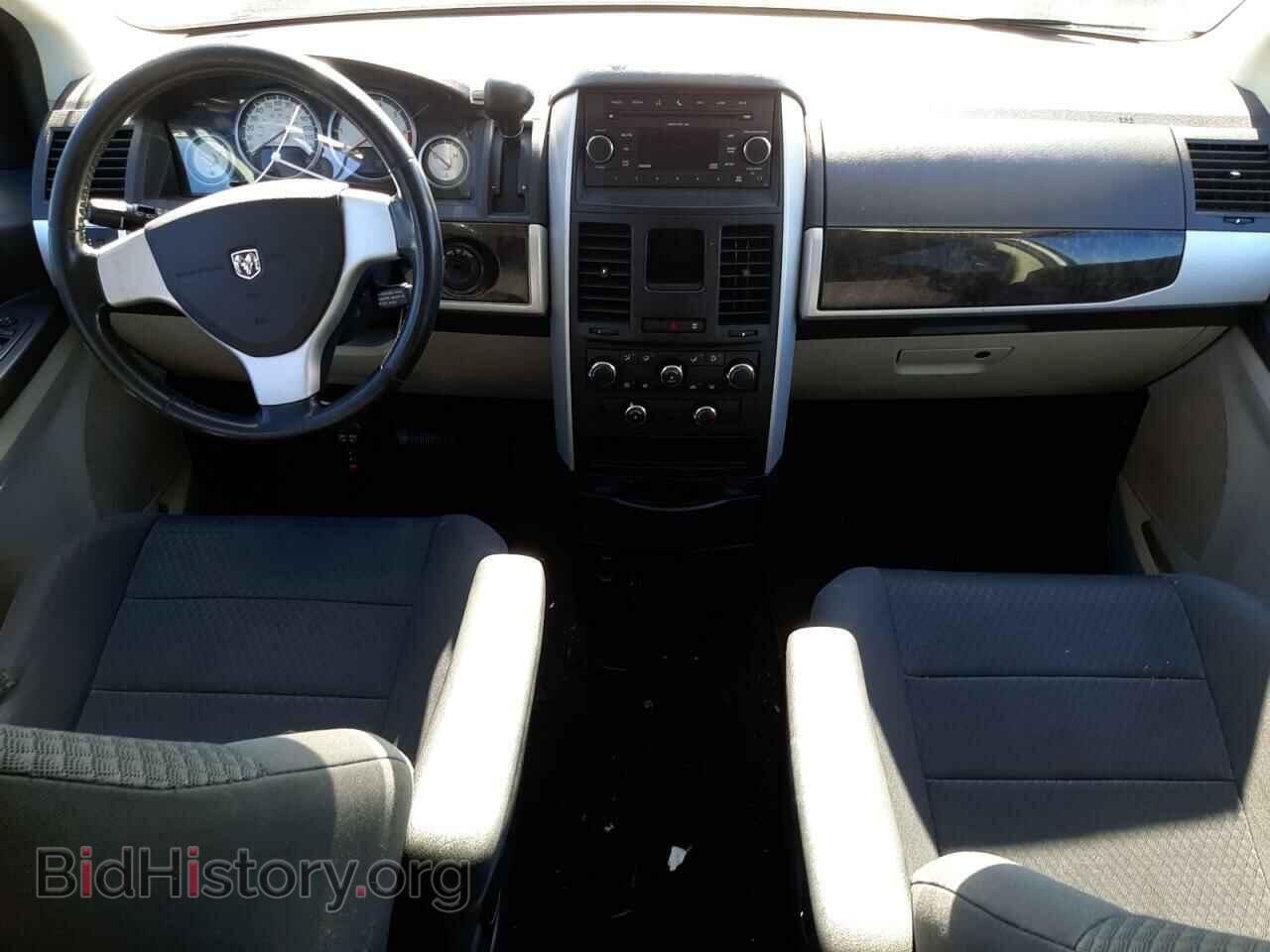 2010 DODGE CARAVAN - VIN: 2D4RN5D1XAR131178 - Фото 8