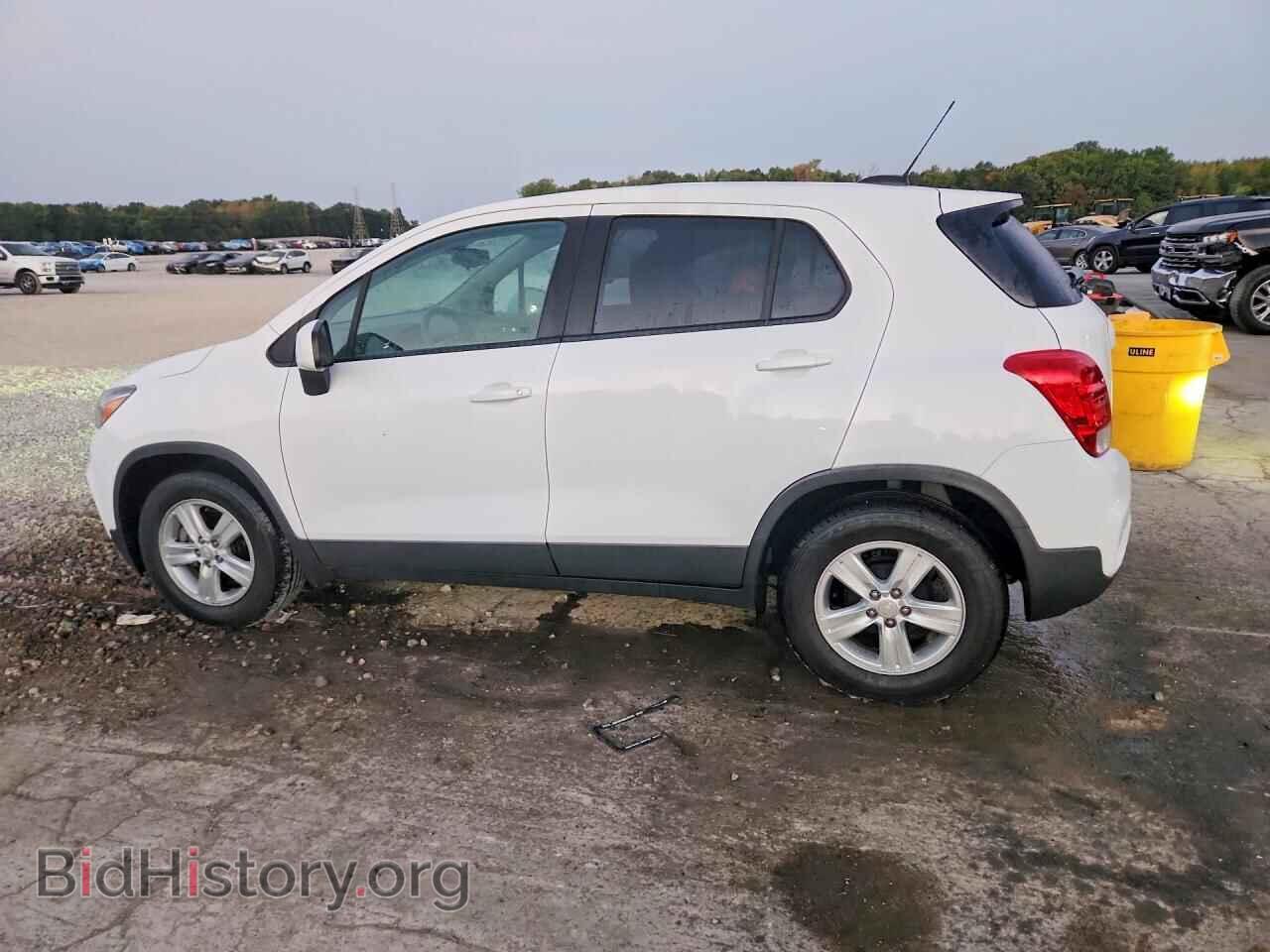 2020 CHEVROLET TRAX - VIN: 3GNCJKSB4LL328055 - Фото 2
