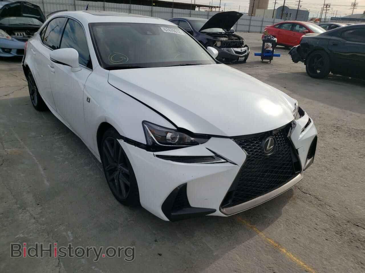 Photo JTHBA1D23H5044272 - LEXUS IS 2017