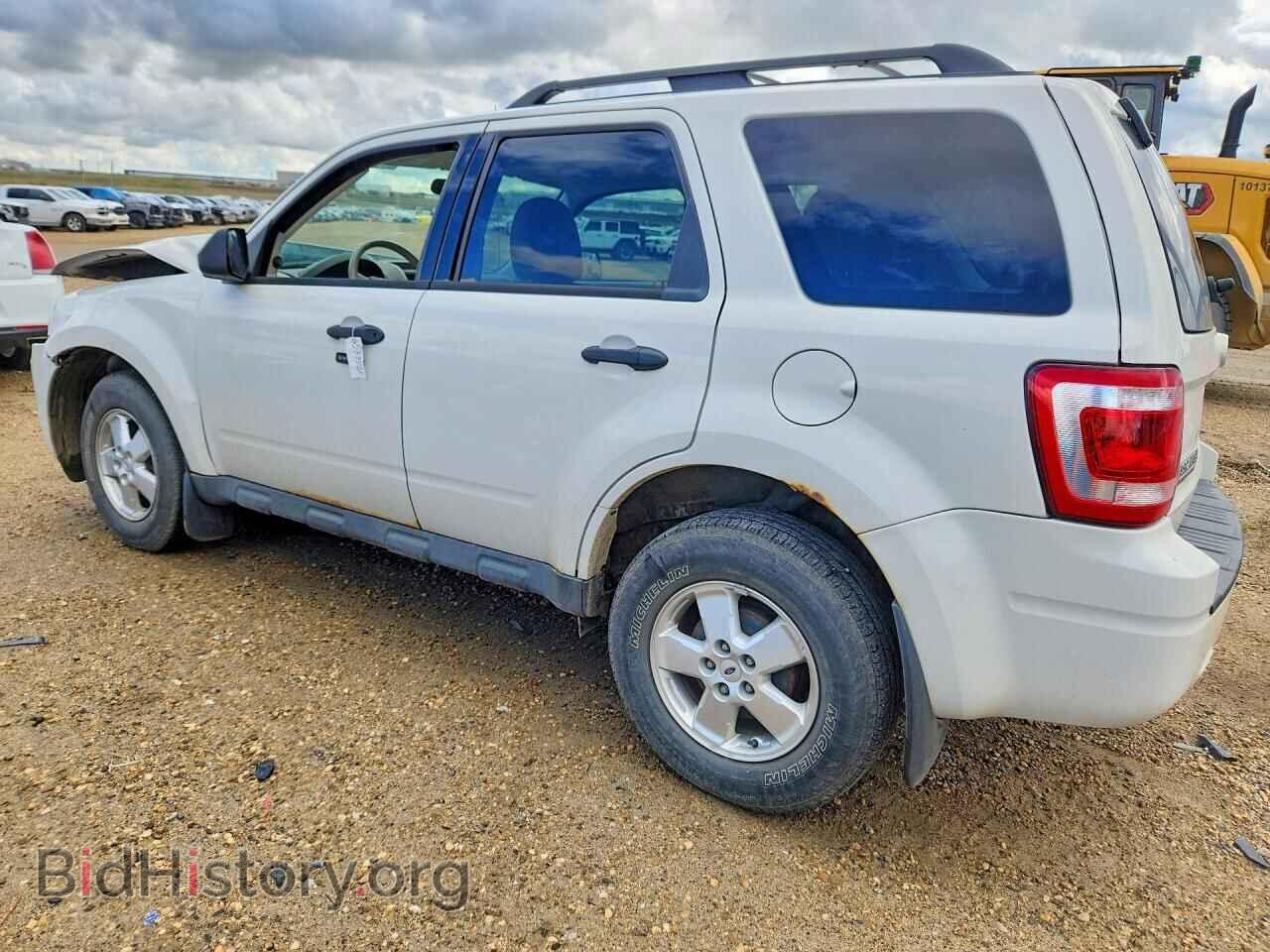 2011 FORD ESCAPE - VIN: 1FMCU9DG4BKA23362 - Photo 2