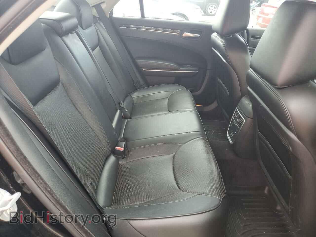 2019 CHRYSLER 300 - VIN: 2C3CCAEG6KH528080 - Фото 10