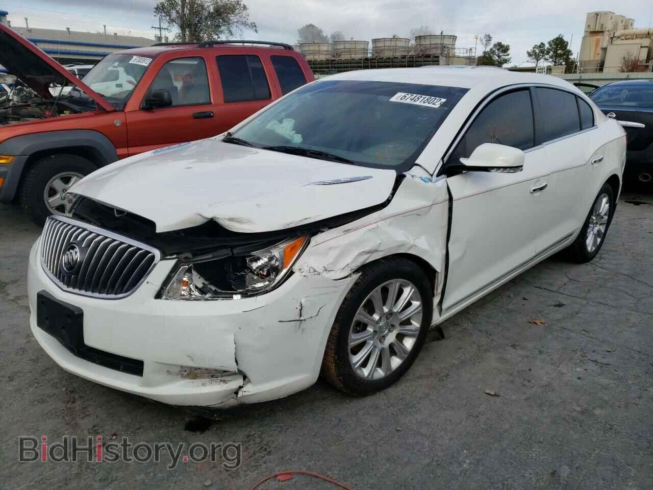 2013 BUICK LACROSSE - VIN: 1G4GC5E30DF223403 - Фото 2