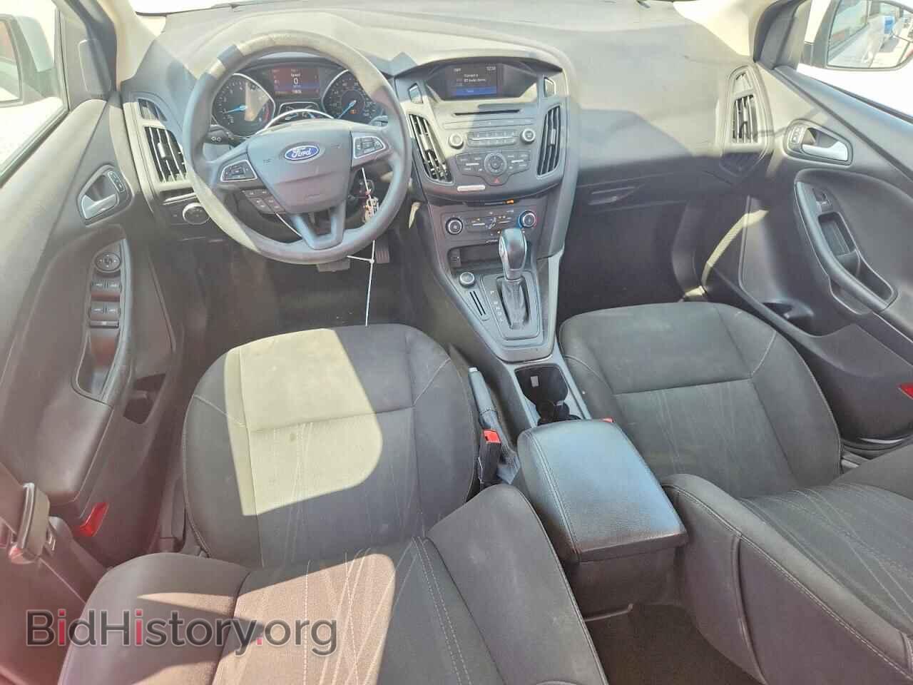 2017 FORD FOCUS - VIN: 1FADP3F22HL318774 - Photo 8
