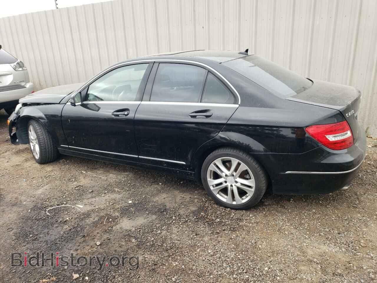 2013 MERCEDES-BENZ C-CLASS - VIN: WDDGF4HB6DA858167 - Фото 2