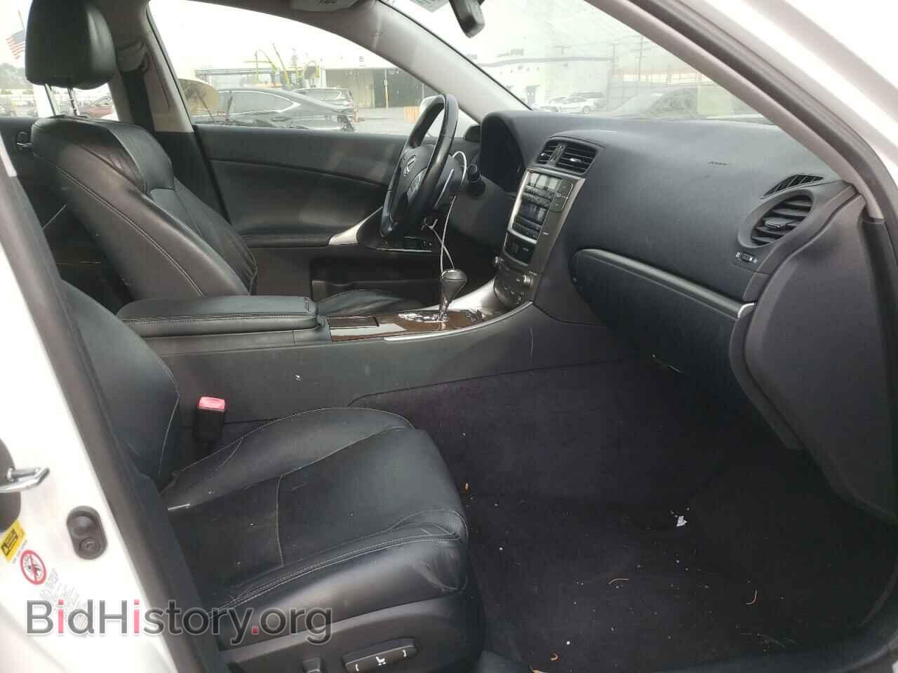 2011 LEXUS IS - VIN: JTHBF5C26B2100854 - Photo 5