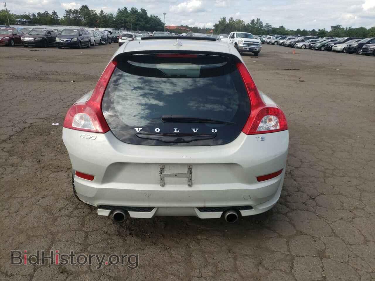 2011 VOLVO C30 - VIN: YV1672MK5B2228476 - Фото 6