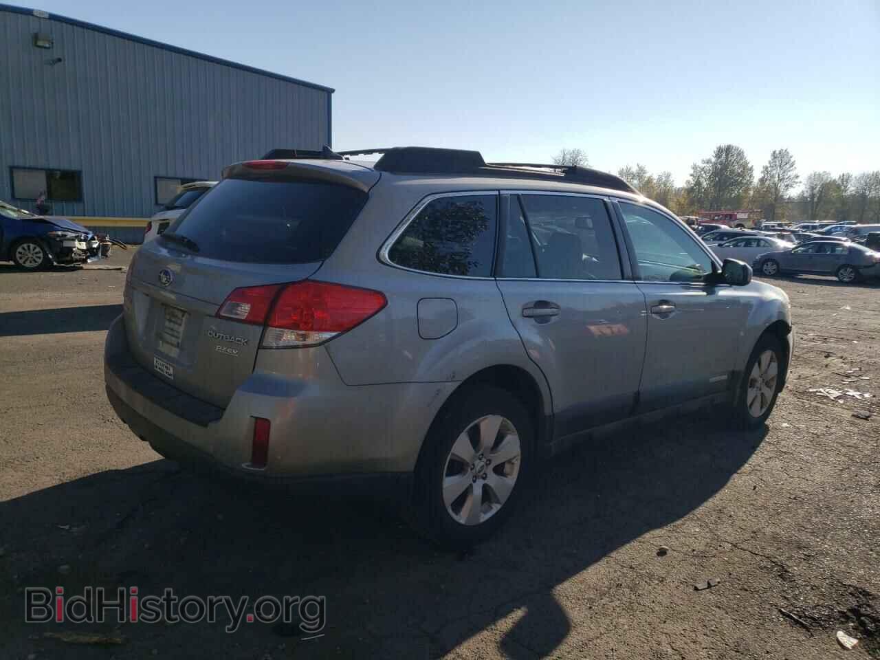 2011 SUBARU OUTBACK - VIN: 4S4BRBKC0B3426169 - Фото 3