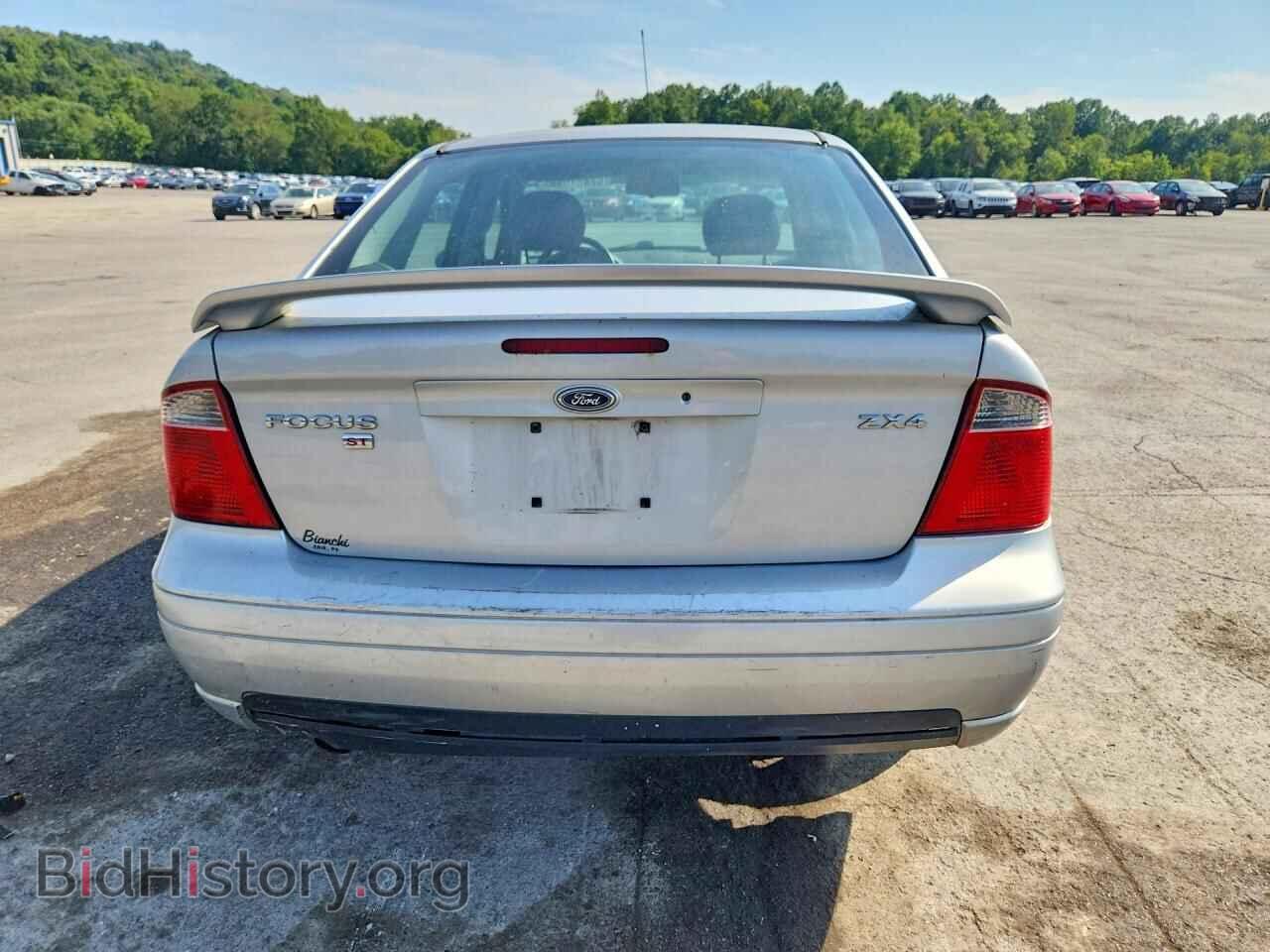 2005 FORD FOCUS - VIN: 1FAFP38Z15W153765 - Фото 6