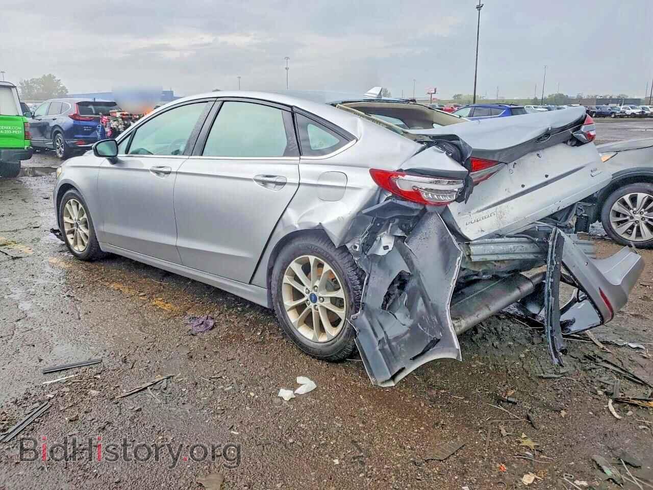 2020 FORD FUSION - VIN: 3FA6P0HD1LR218178 - Photo 2