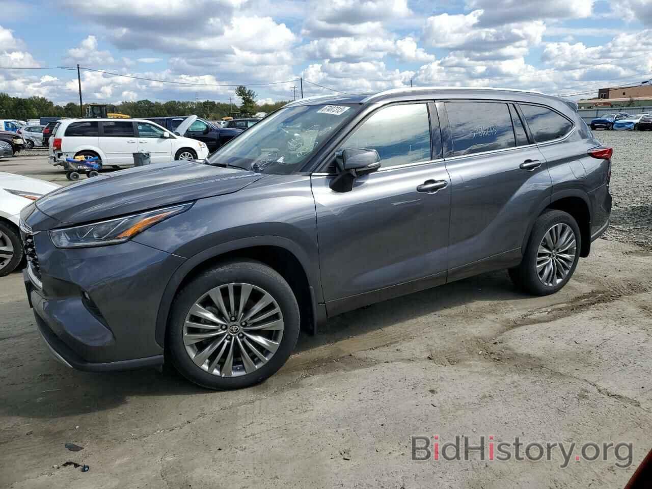 2019 Toyota Highlander Platinum