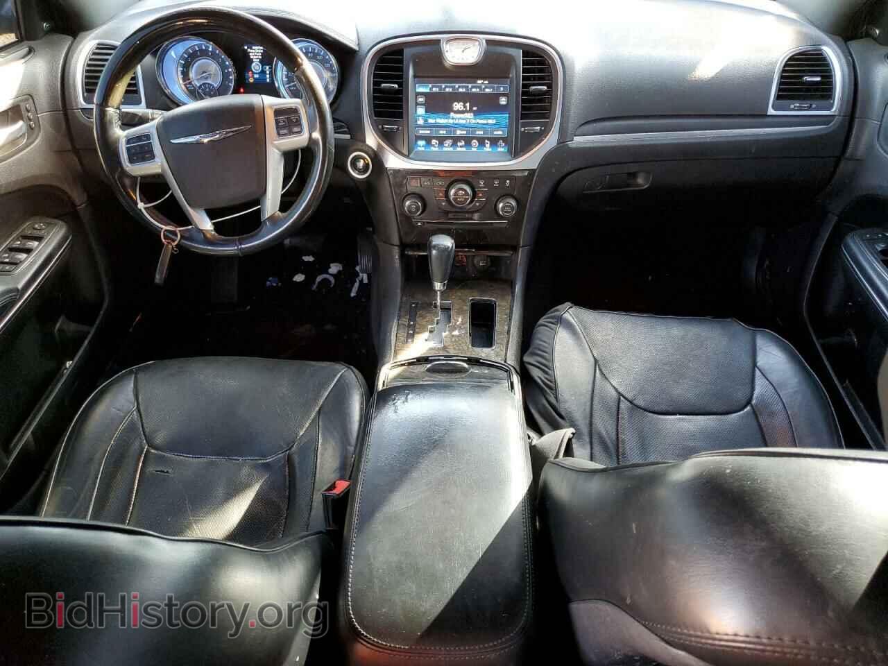 2014 CHRYSLER 300 - VIN: 2C3CCAET3EH382836 - Фото 8