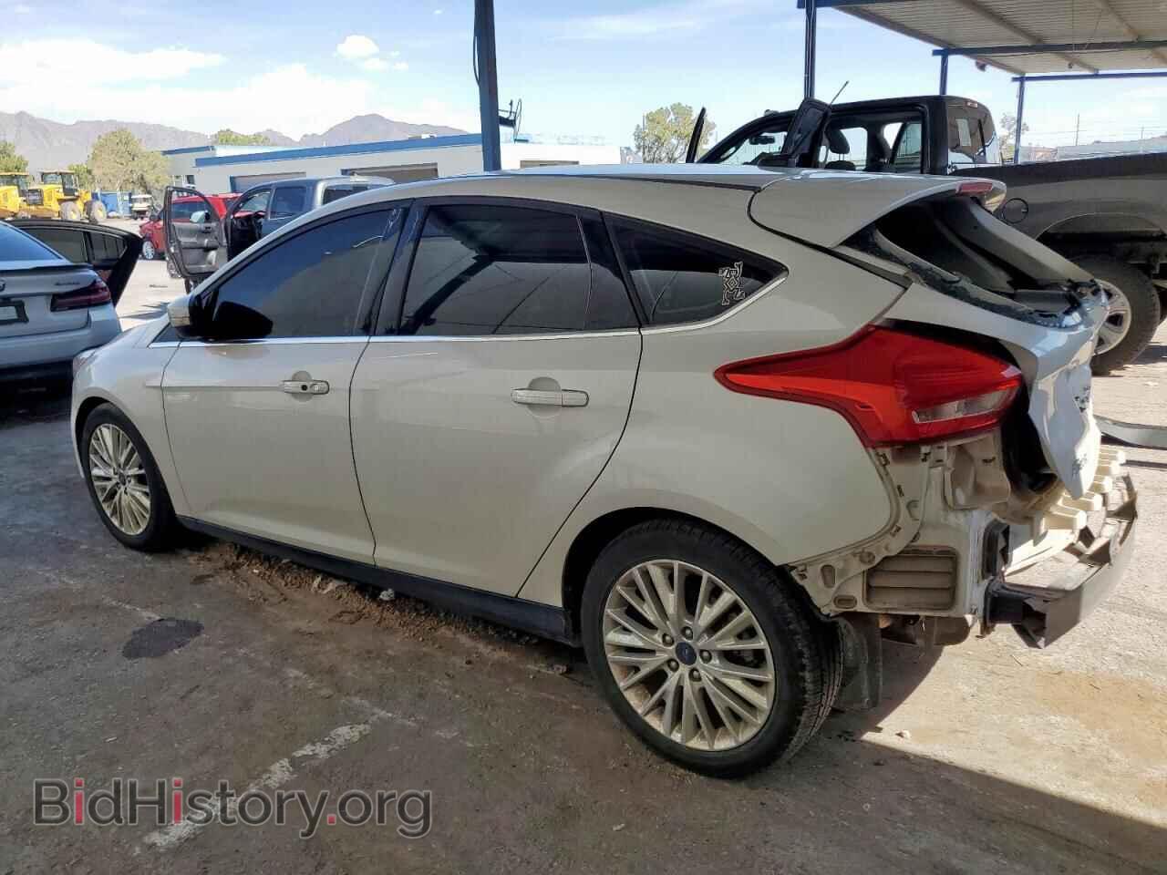 2017 FORD FOCUS - VIN: 1FADP3N25HL272875 - Фото 2