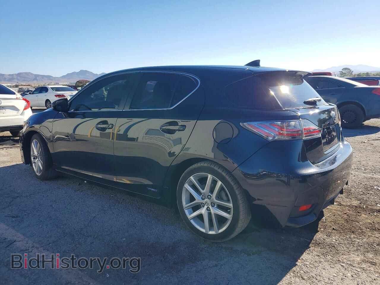 2017 LEXUS CT 200 - VIN: JTHKD5BH2H2288079 - Photo 2