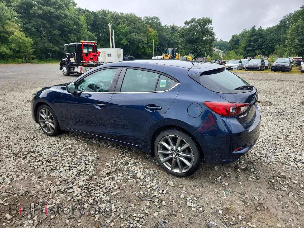 2018 MAZDA 3 - VIN: 3MZBN1L36JM203685 - Photo 2