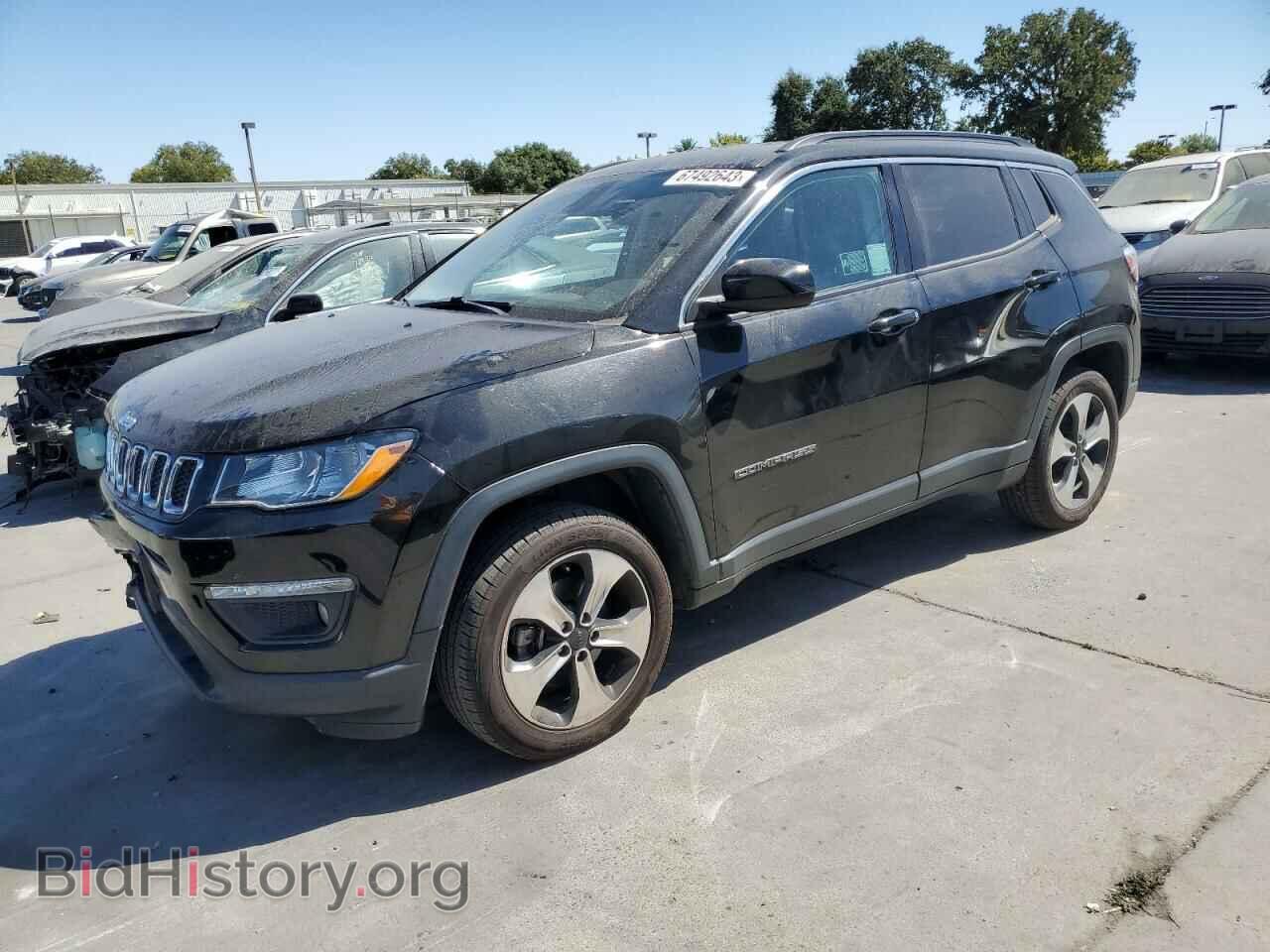 Фотография 3C4NJDBB0HT656304 - JEEP COMPASS 2017