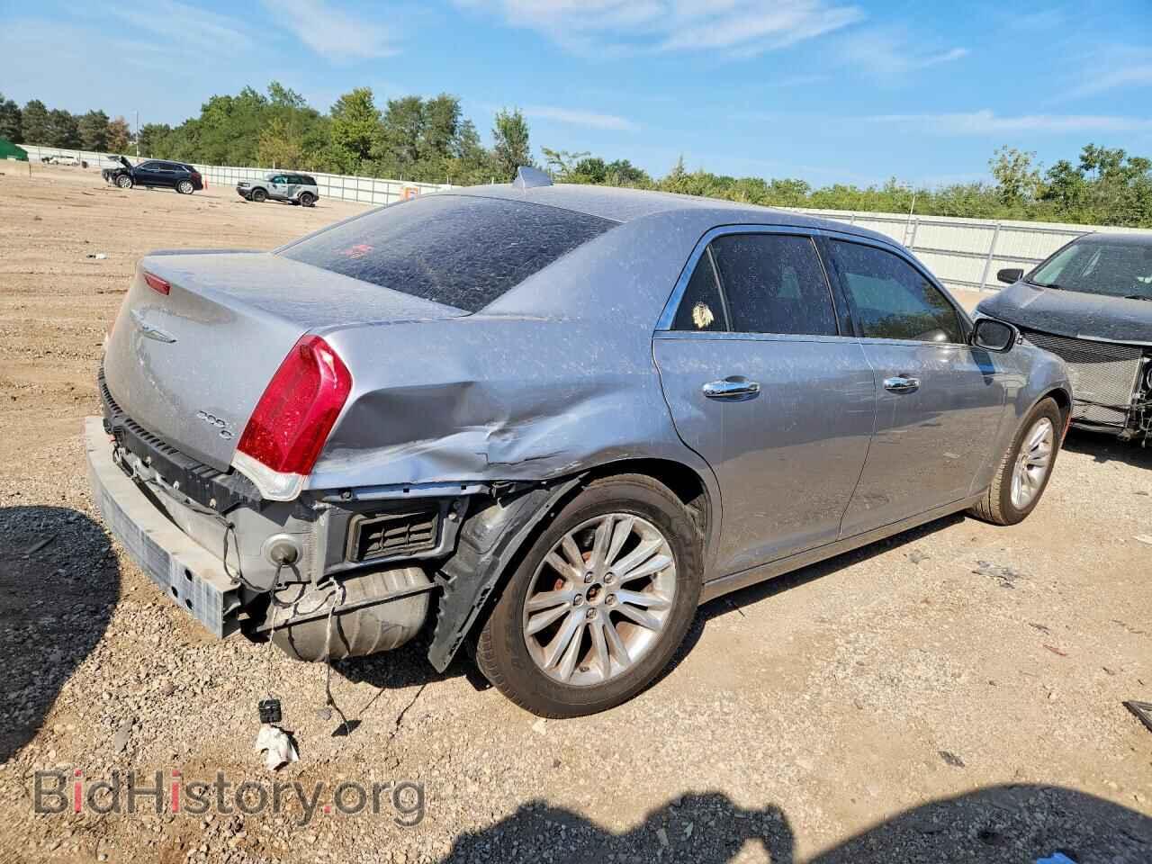 2016 CHRYSLER 300 - VIN: 2C3CCAEGXGH190335 - Фото 3