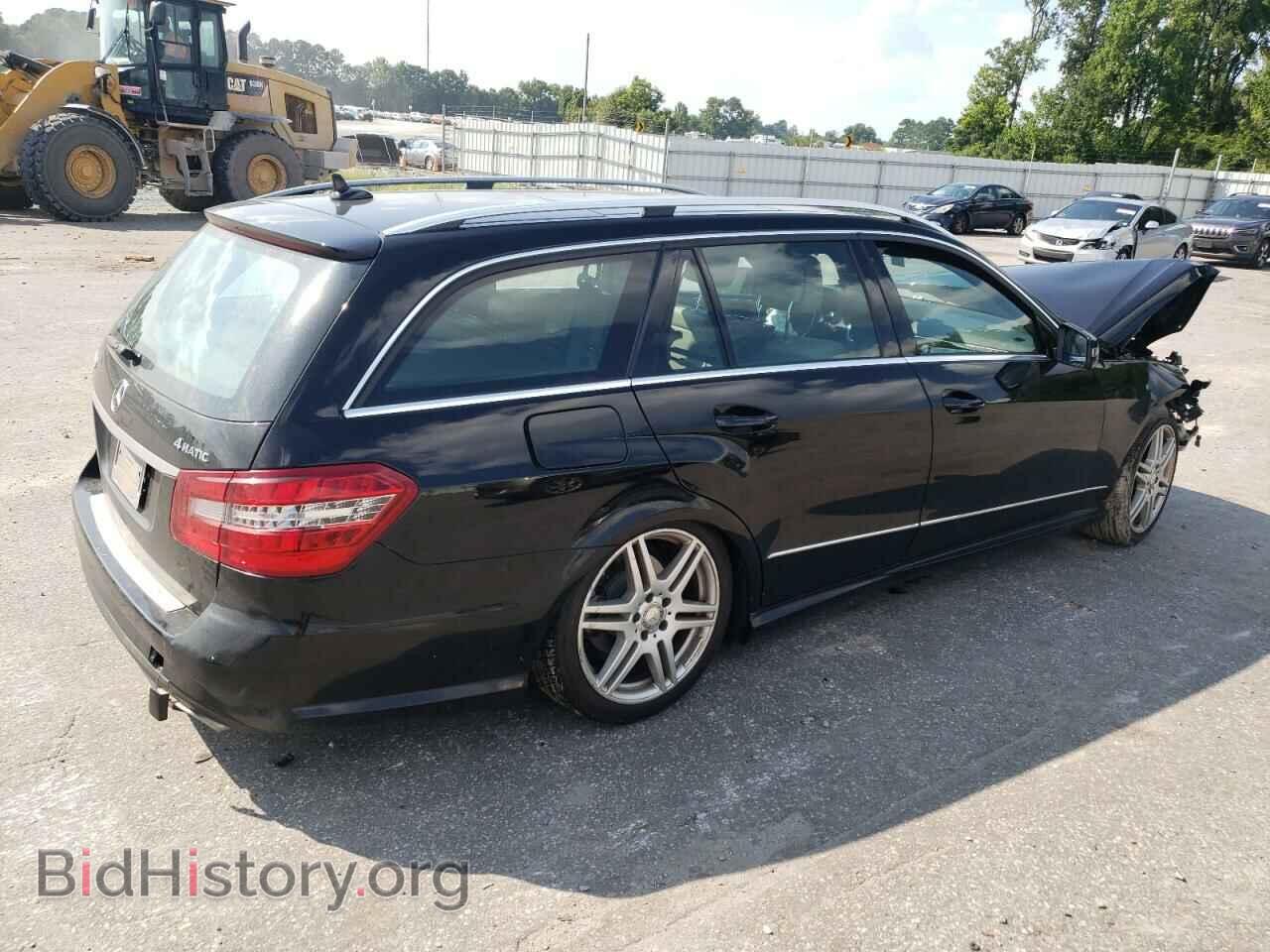 2011 MERCEDES-BENZ E-CLASS - VIN: WDDHH8HB0BA508567 - Фото 3