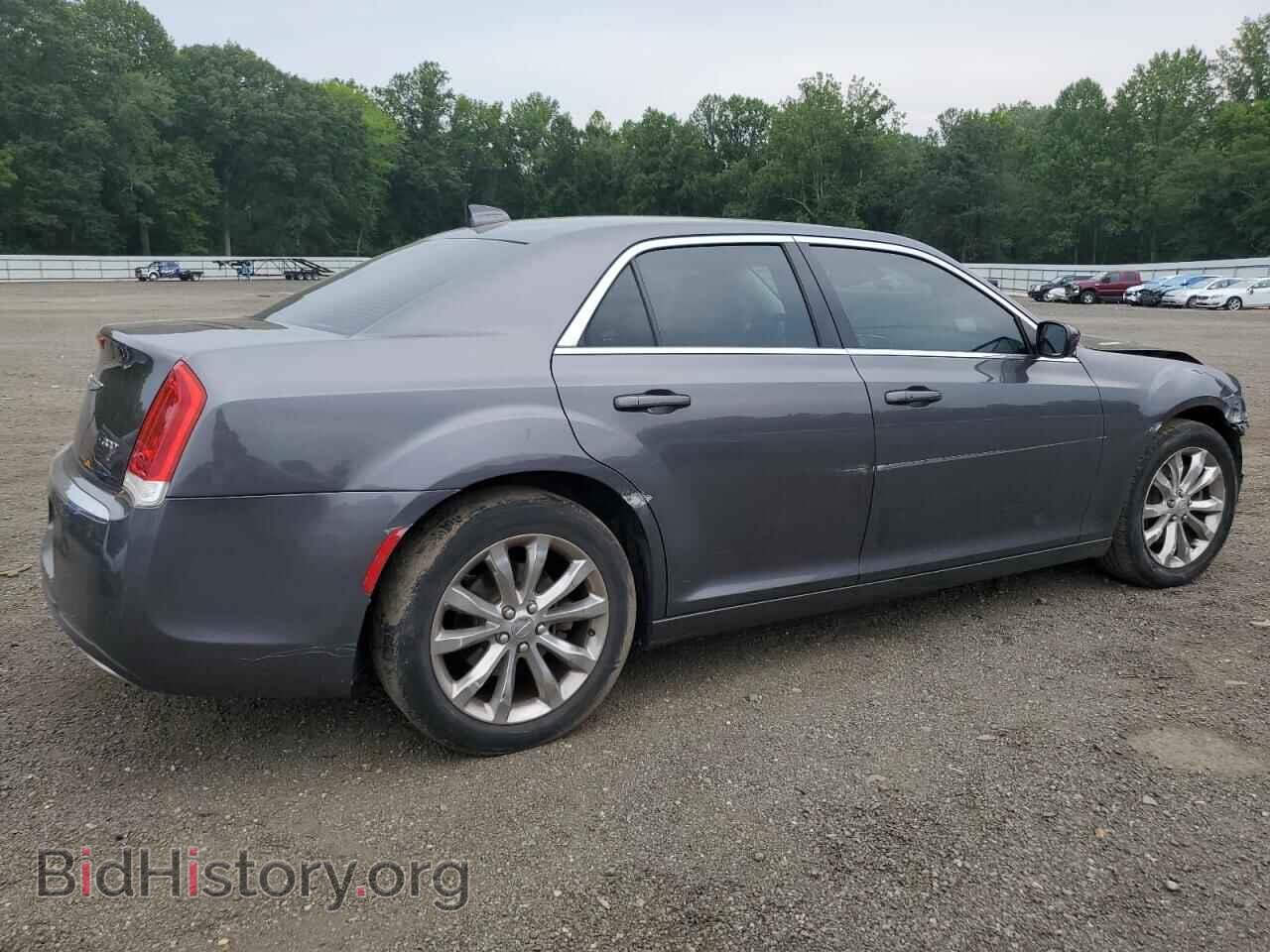 2015 CHRYSLER 300 - VIN: 2C3CCARGXFH793231 - Фото 3
