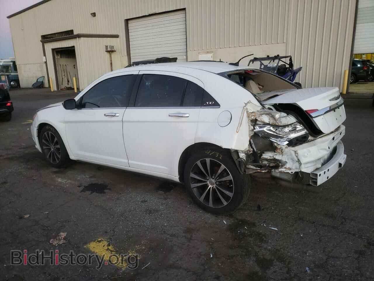 2013 CHRYSLER 200 - VIN: 1C3CCBCGXDN715311 - Фото 2