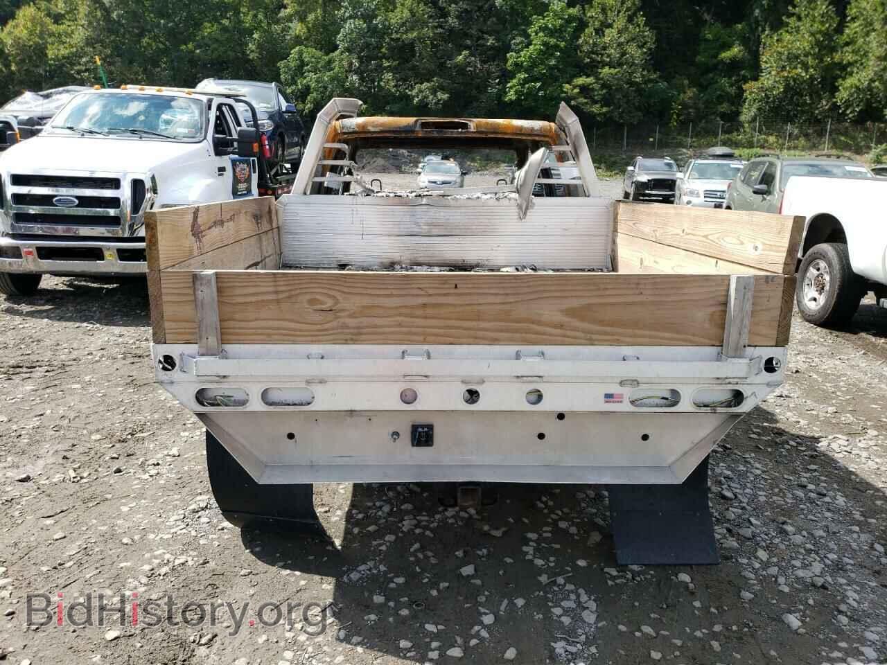 2017 RAM All Models - VIN: 3C6UR5CJ3HG776601 - Photo 6