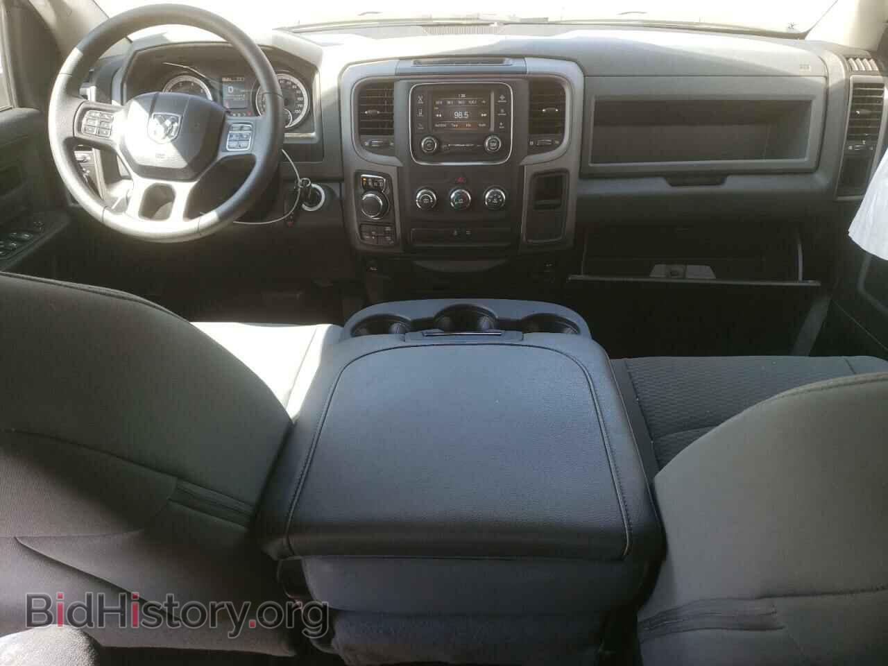 2019 RAM 1500 - VIN: 1C6RR7FG0KS619528 - Фото 8