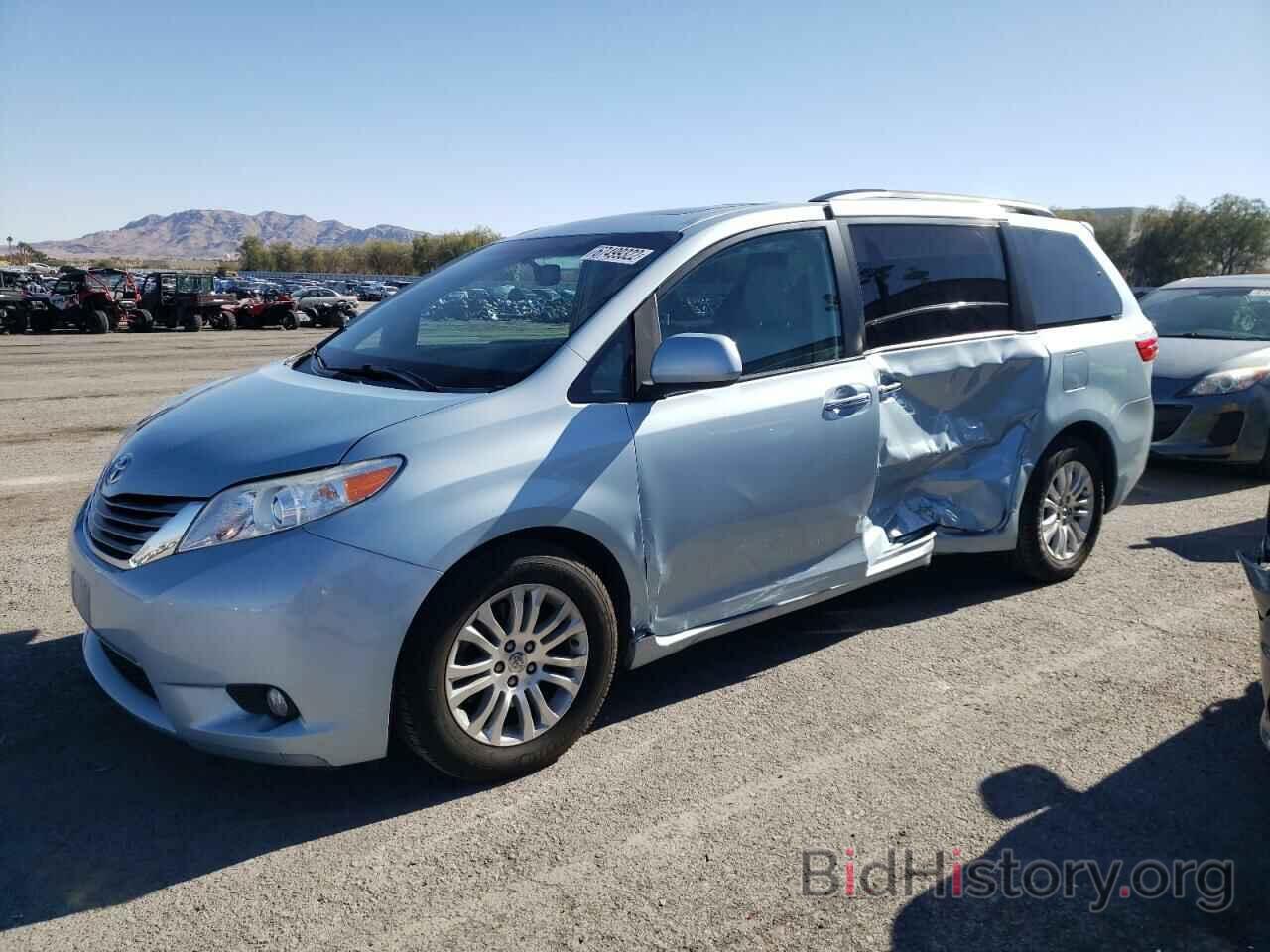 Photo 5TDYK3DC6FS591038 - TOYOTA SIENNA 2015