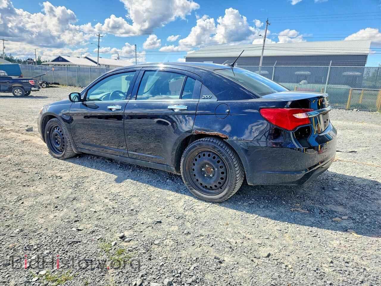 2013 CHRYSLER 200 - VIN: 1C3CCBCG8DN667369 - Photo 2