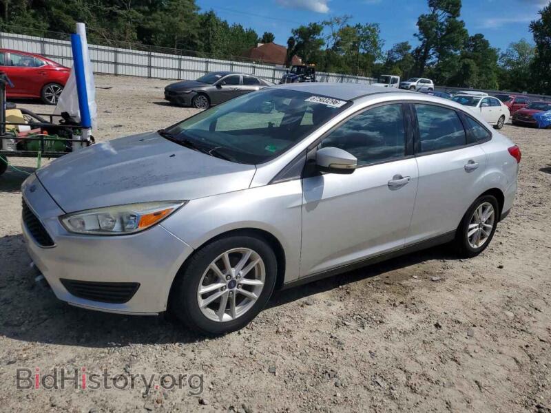 2016 Ford FOCUS SE (VIN 1FADP3F24GL272394) — фото 1 из 13, Copart, повреждение: затопление