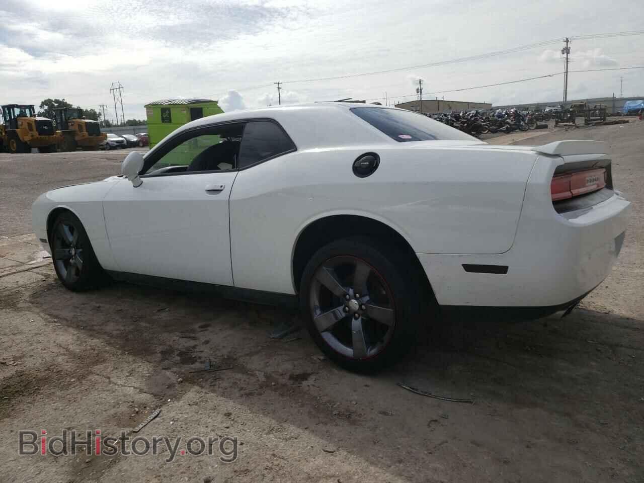 2014 DODGE CHALLENGER - VIN: 2C3CDYAG3EH120944 - Фото 2