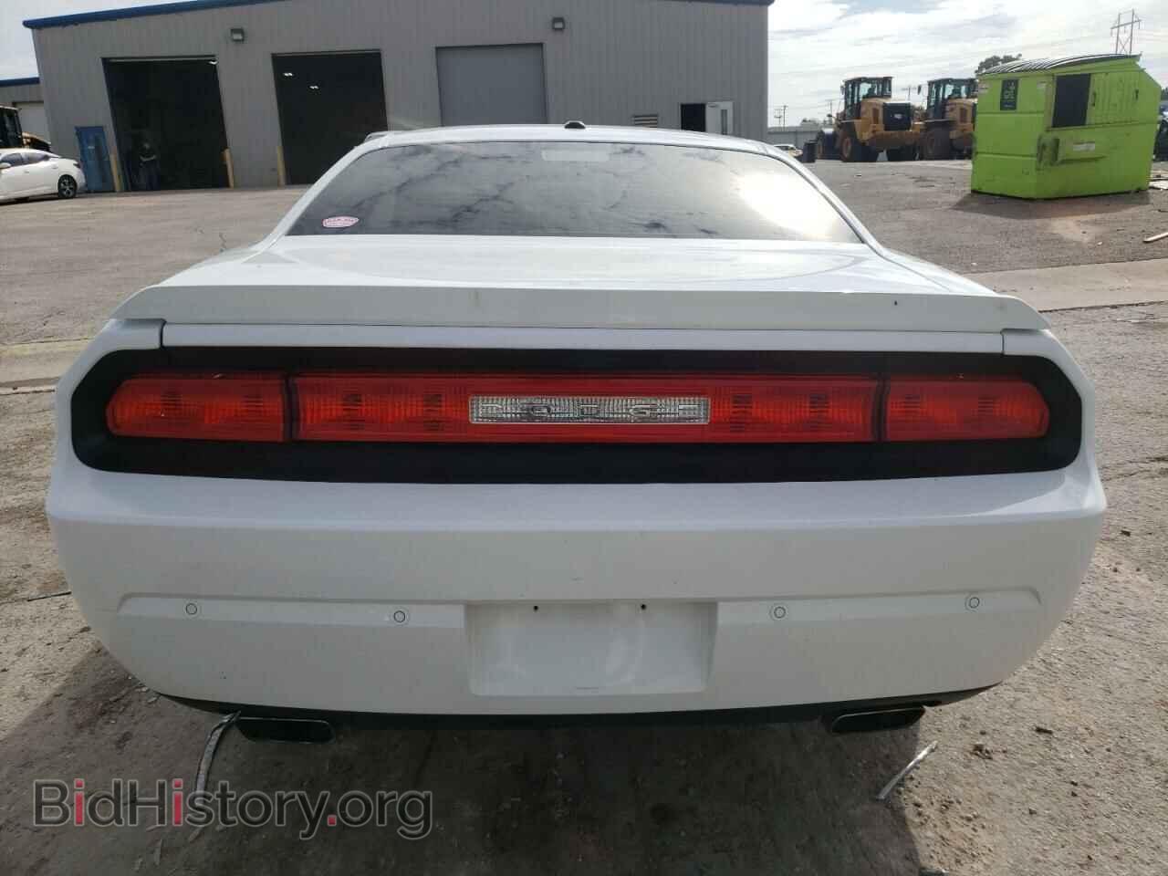 2014 DODGE CHALLENGER - VIN: 2C3CDYAG3EH120944 - Фото 6