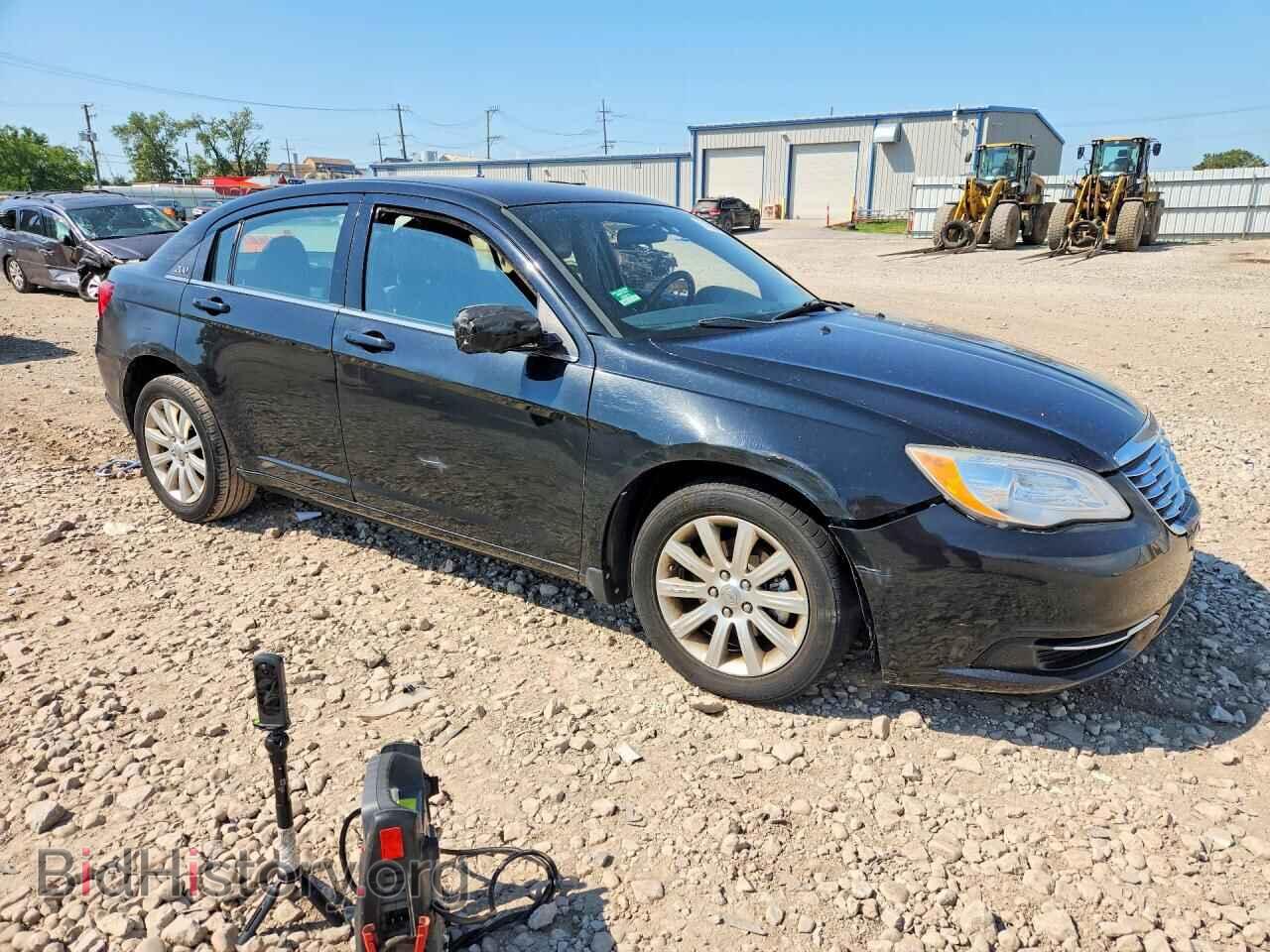 2013 CHRYSLER 200 - VIN: 1C3CCBBB7DN695380 - Photo 4