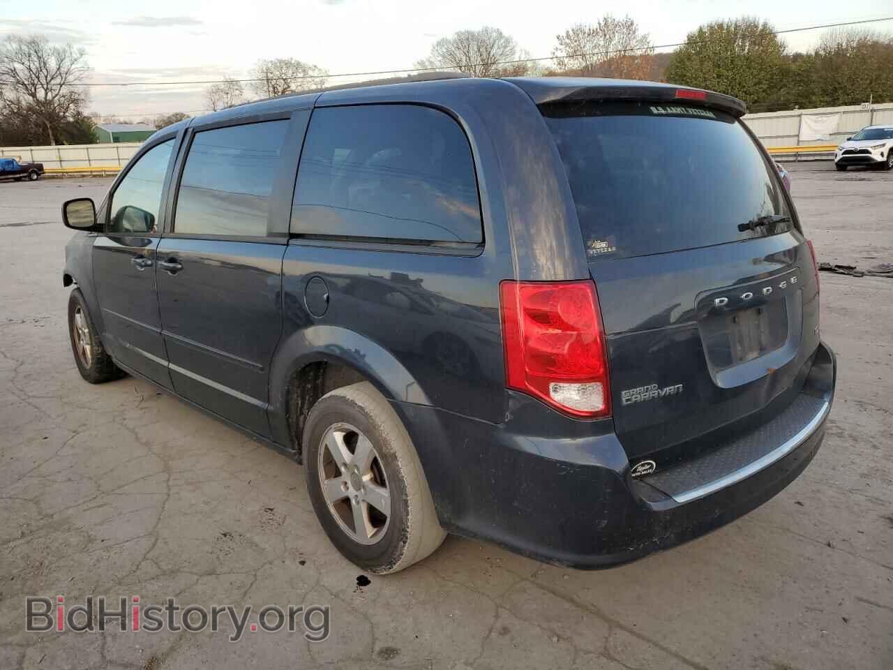 2013 DODGE CARAVAN - VIN: 2C4RDGCG2DR590940 - Фото 2