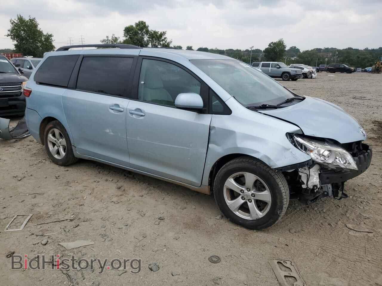 2017 TOYOTA All Models - VIN: 5TDKZ3DC0HS794673 - Фото 4