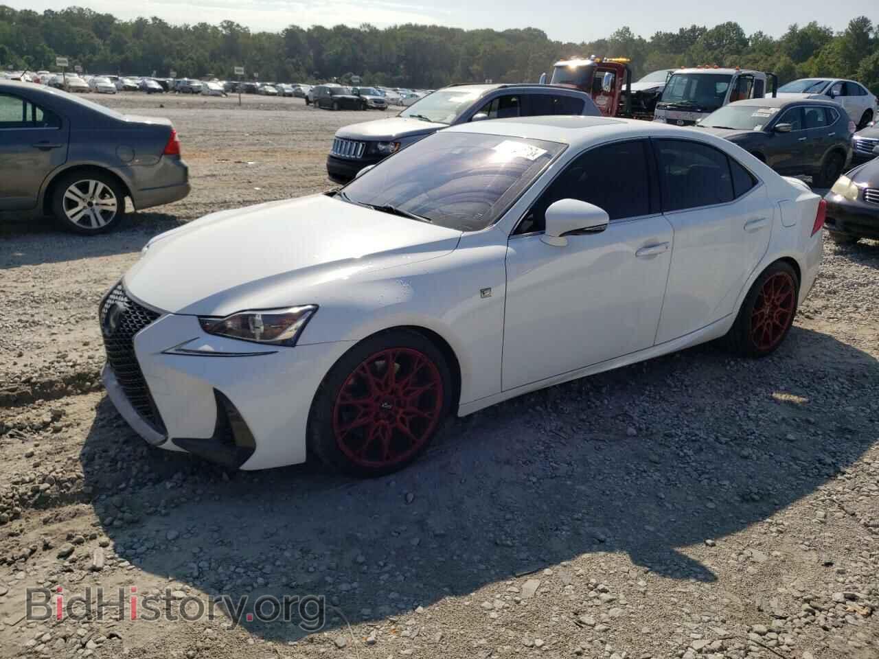 Photo JTHCM1D26H5023010 - LEXUS IS 2017