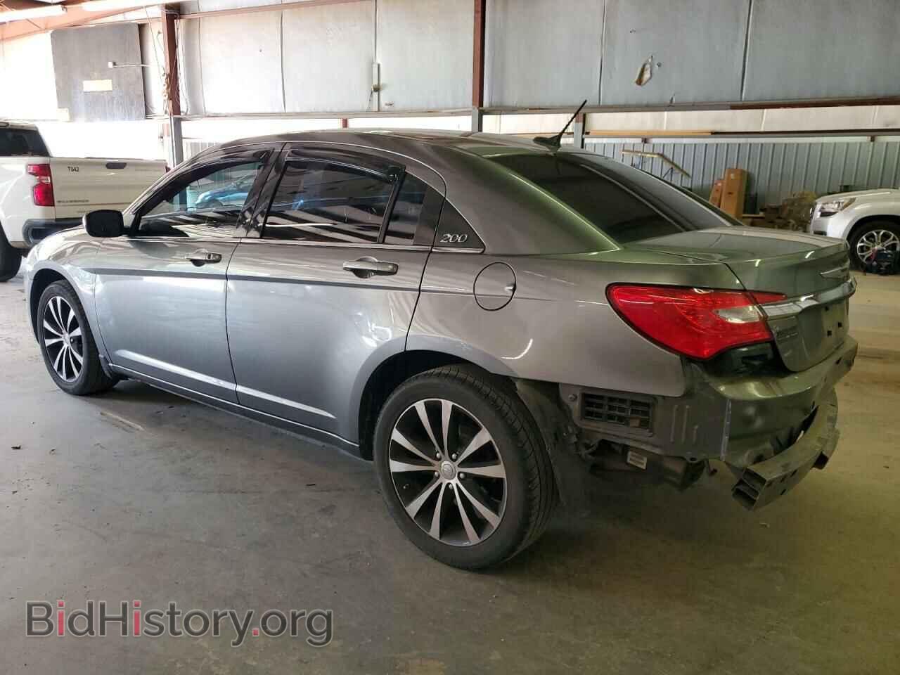 2013 CHRYSLER 200 - VIN: 1C3CCBBB9DN600737 - Фото 2