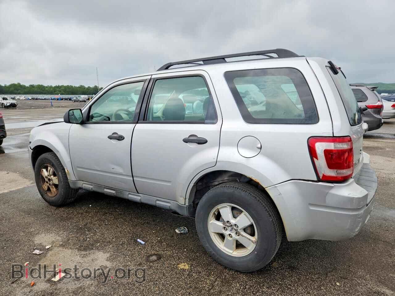 2010 FORD ESCAPE - VIN: 1FMCU0C74AKB95807 - Фото 2