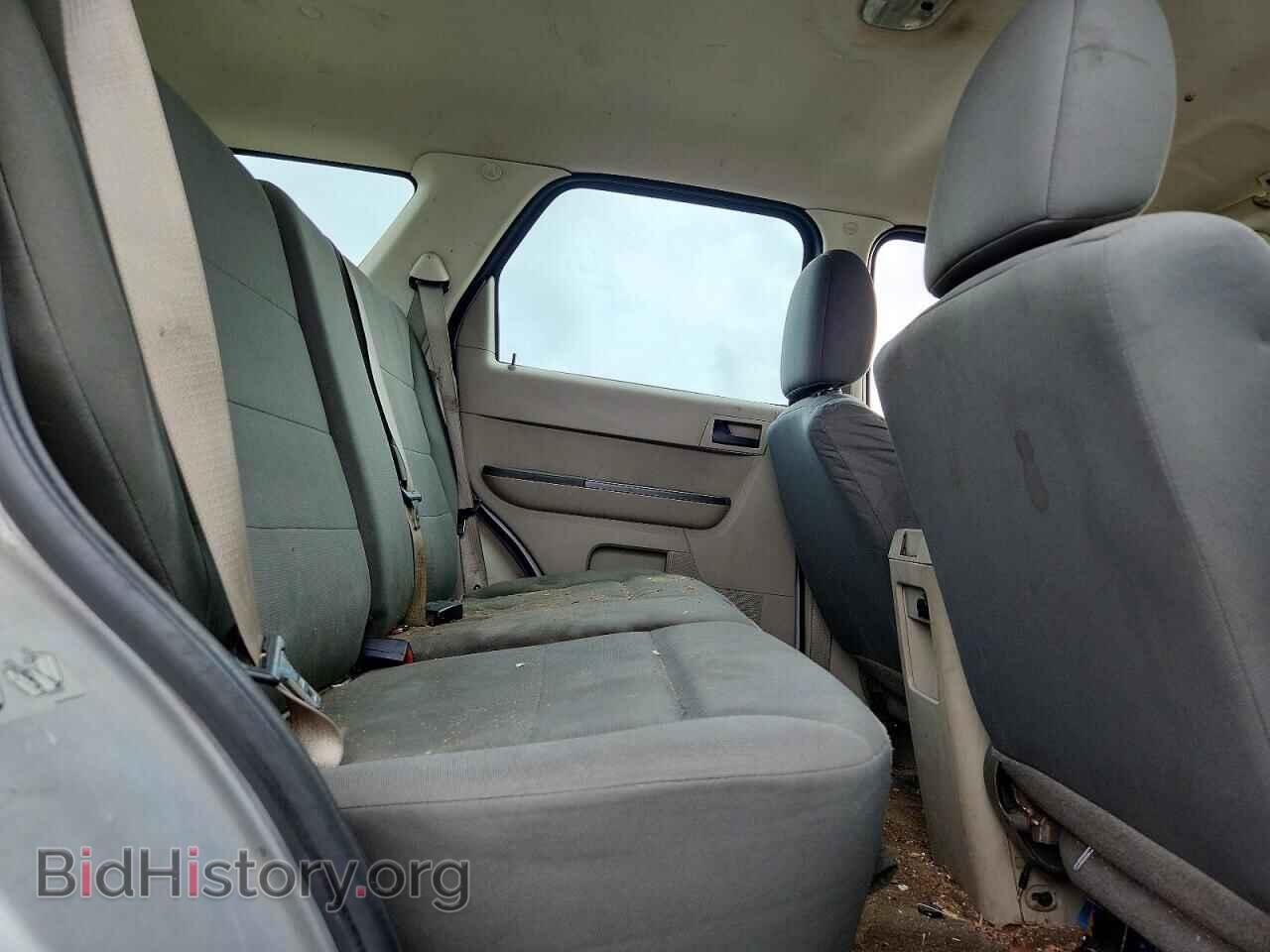 2010 FORD ESCAPE - VIN: 1FMCU0C74AKB95807 - Фото 11