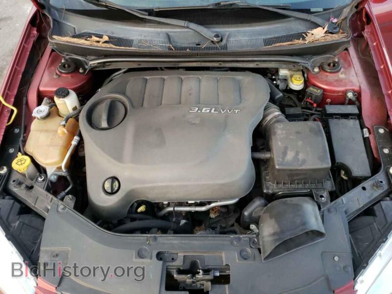 2013 Chrysler 200 (VIN 1C3CCBCG6DN546470) — photo 7 of 10