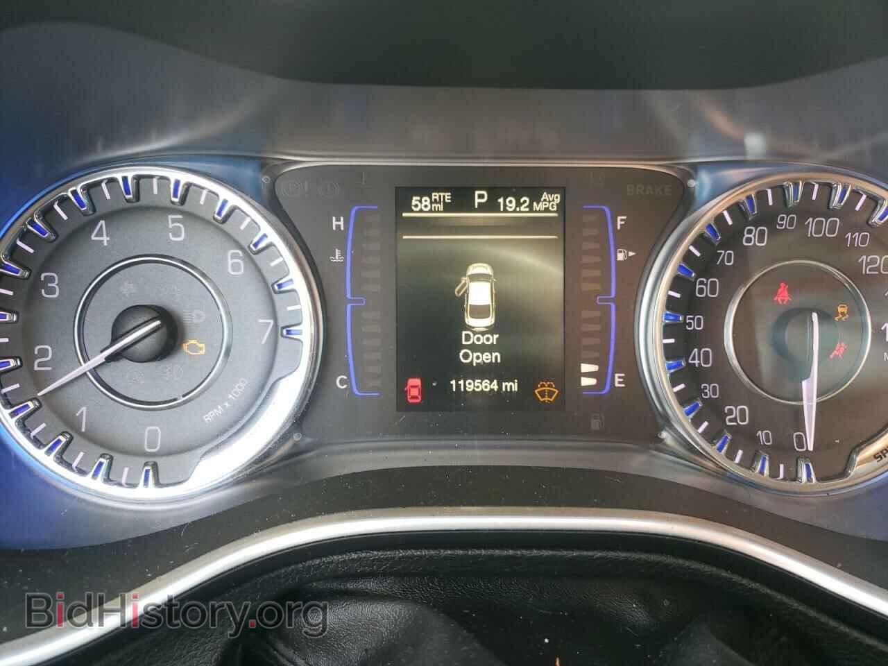2016 CHRYSLER 200 - VIN: 1C3CCCAB1GN149492 - Фото 9