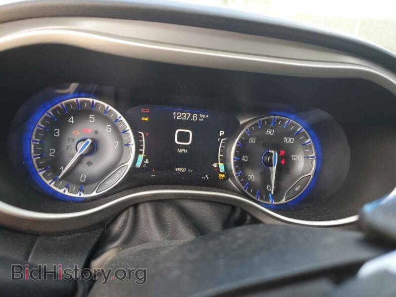 2021 Chrysler PACIFICA (VIN 2C4RC1BG2MR588591) — photo 9 of 13
