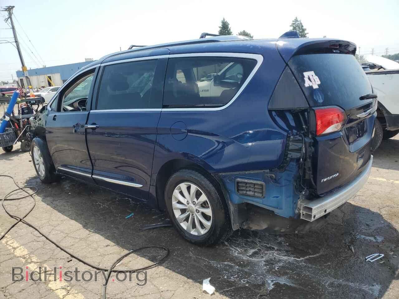 2019 CHRYSLER PACIFICA - VIN: 2C4RC1BG3KR539476 - Фото 2
