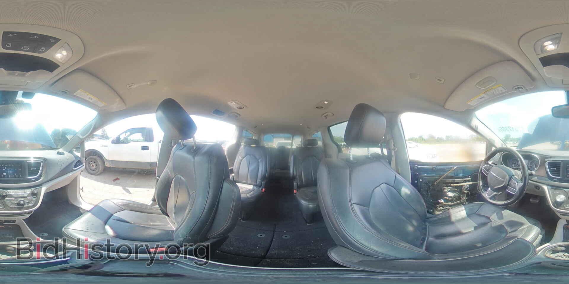 2019 CHRYSLER PACIFICA - VIN: 2C4RC1BG3KR539476 - Фото 16