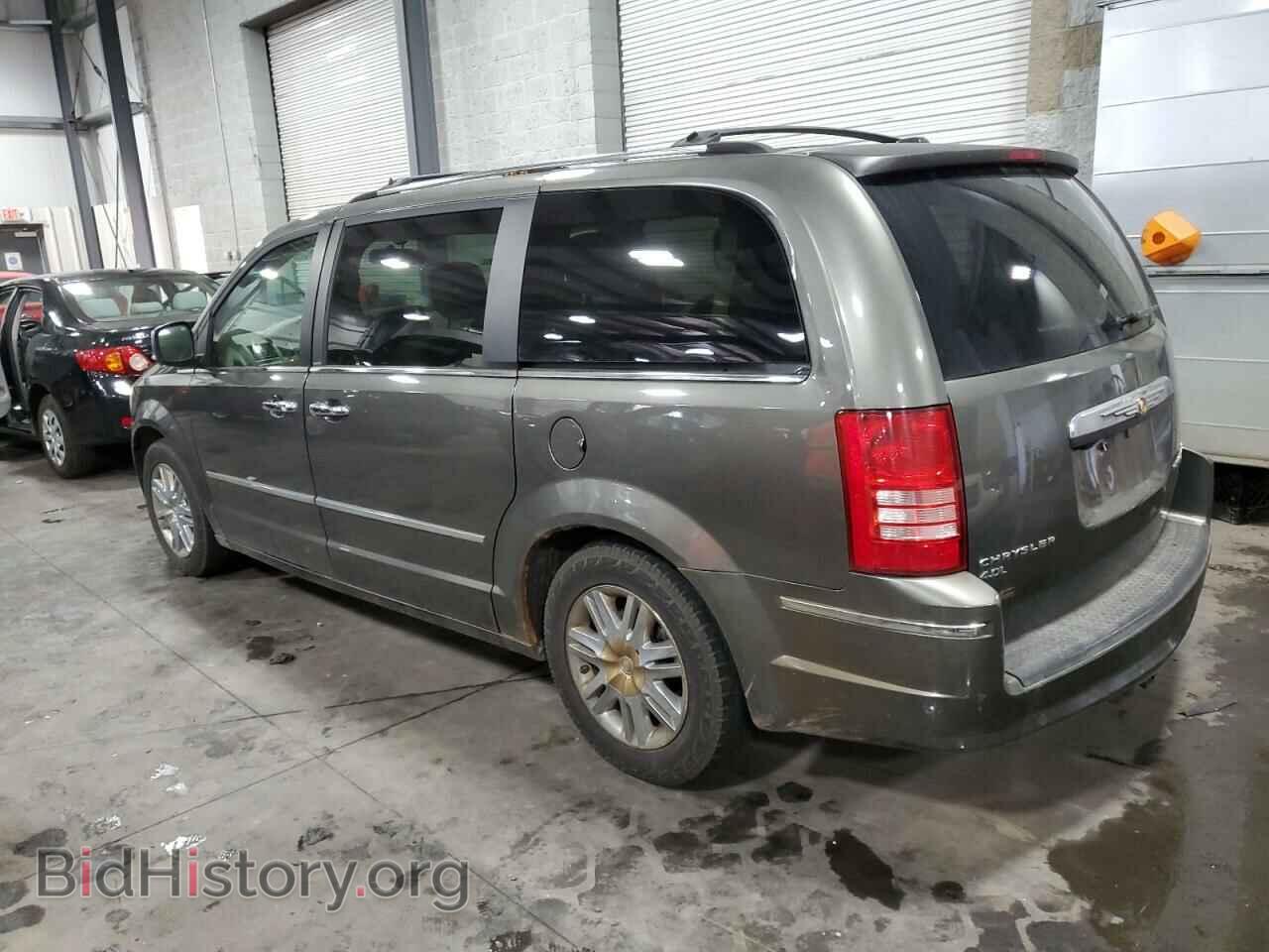 2010 CHRYSLER MINIVAN - VIN: 2A4RR6DX4AR215437 - Photo 2