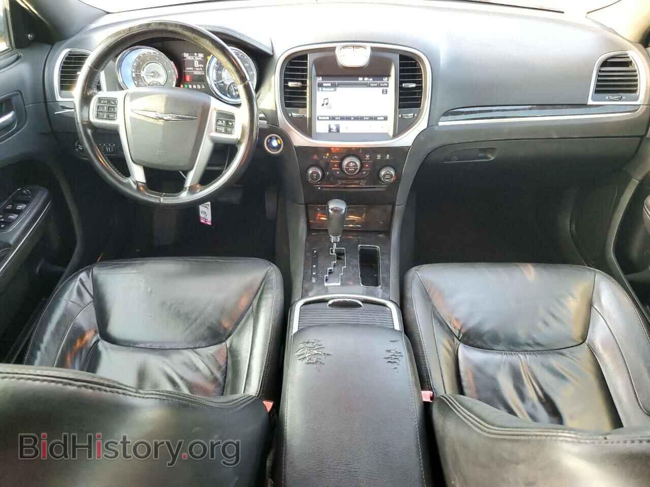 2011 CHRYSLER 300 - VIN: 2C3CA5CG1BH546924 - Фото 8