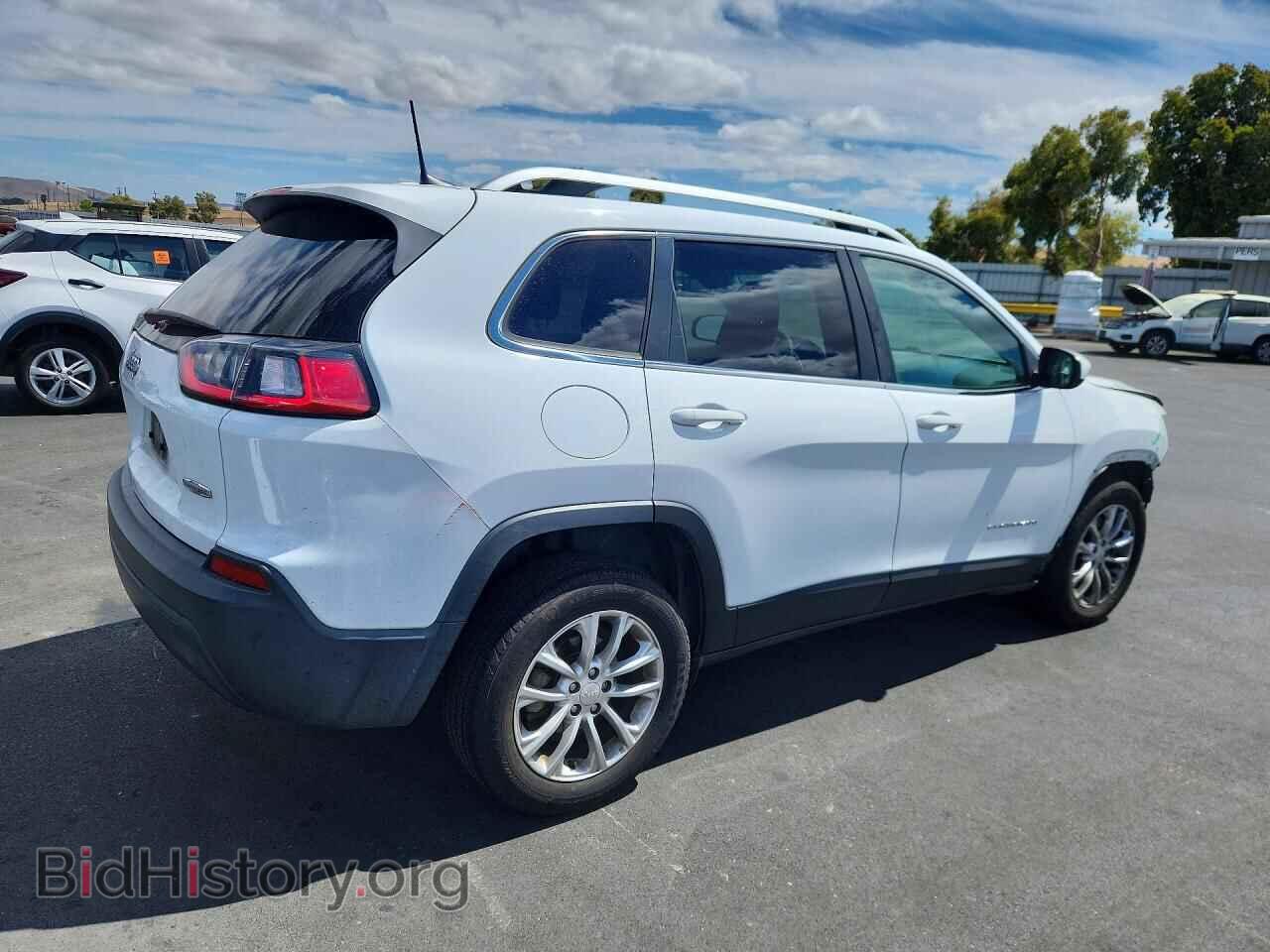 2019 JEEP CHEROKEE - VIN: 1C4PJLCB2KD247171 - Фото 3